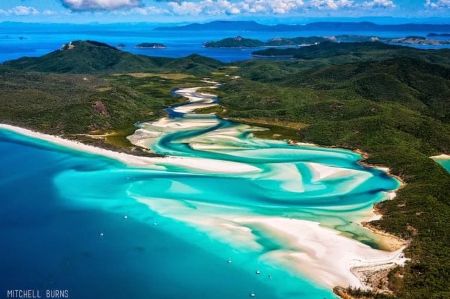 Whitehaven Beach Whitsunday.jpg